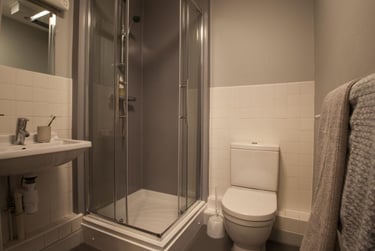 1 bed studio, Halsmere Road, Camberwell, London, SE59LN - Image 2